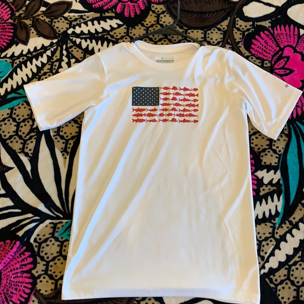 Columbia PFG shirt